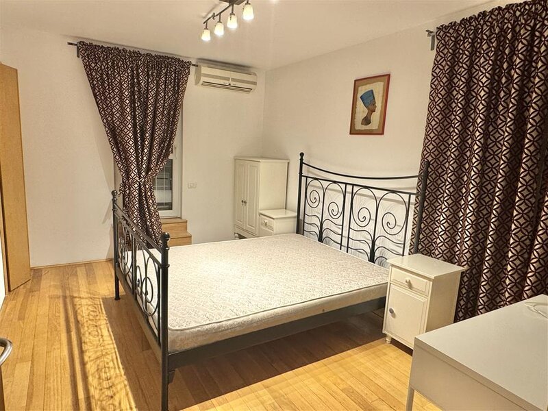 Piata Amzei 3 Minute Metrou 3 camere locuit - birouri - cabinete