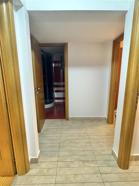 Piata Amzei 3 Minute Metrou 3 camere locuit - birouri - cabinete