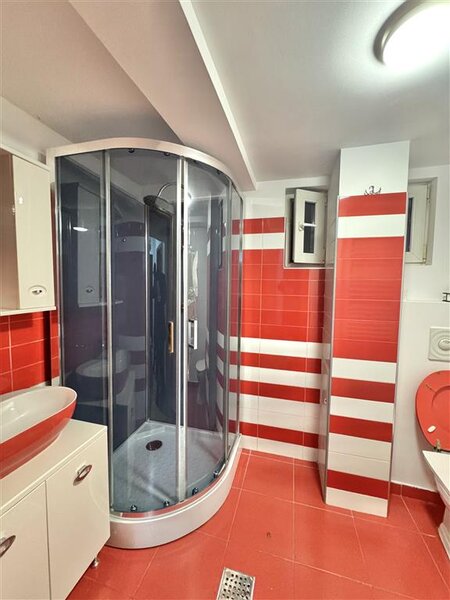 Piata Amzei 3 Minute Metrou 3 camere locuit - birouri - cabinete