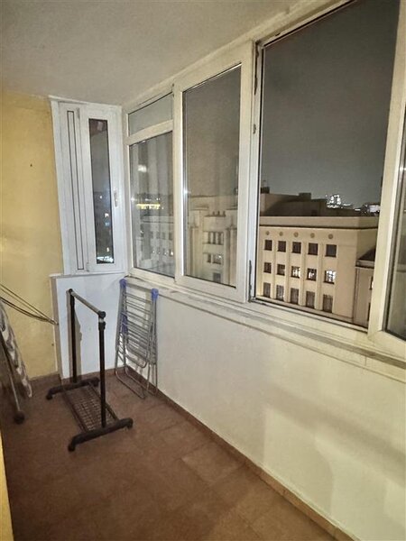 Piata Amzei 3 Minute Metrou 3 camere locuit - birouri - cabinete